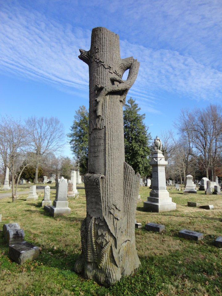 Tree stone in Bellevue Cemetery, Danville, Kentucky